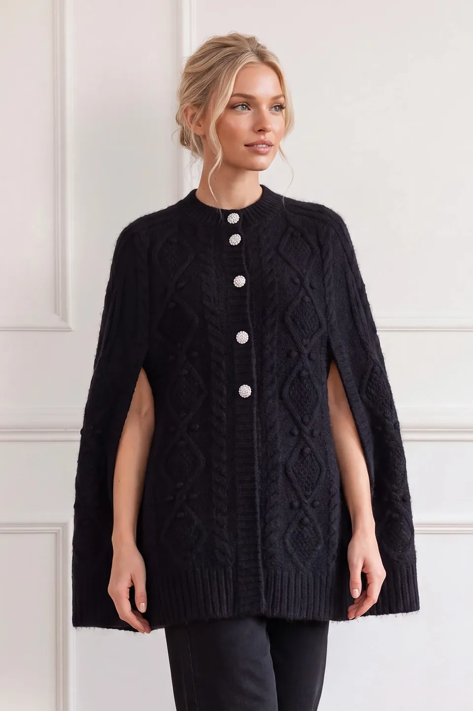 Needle & Thread Sylvie Cable Jewelled Cape peleryna czarna