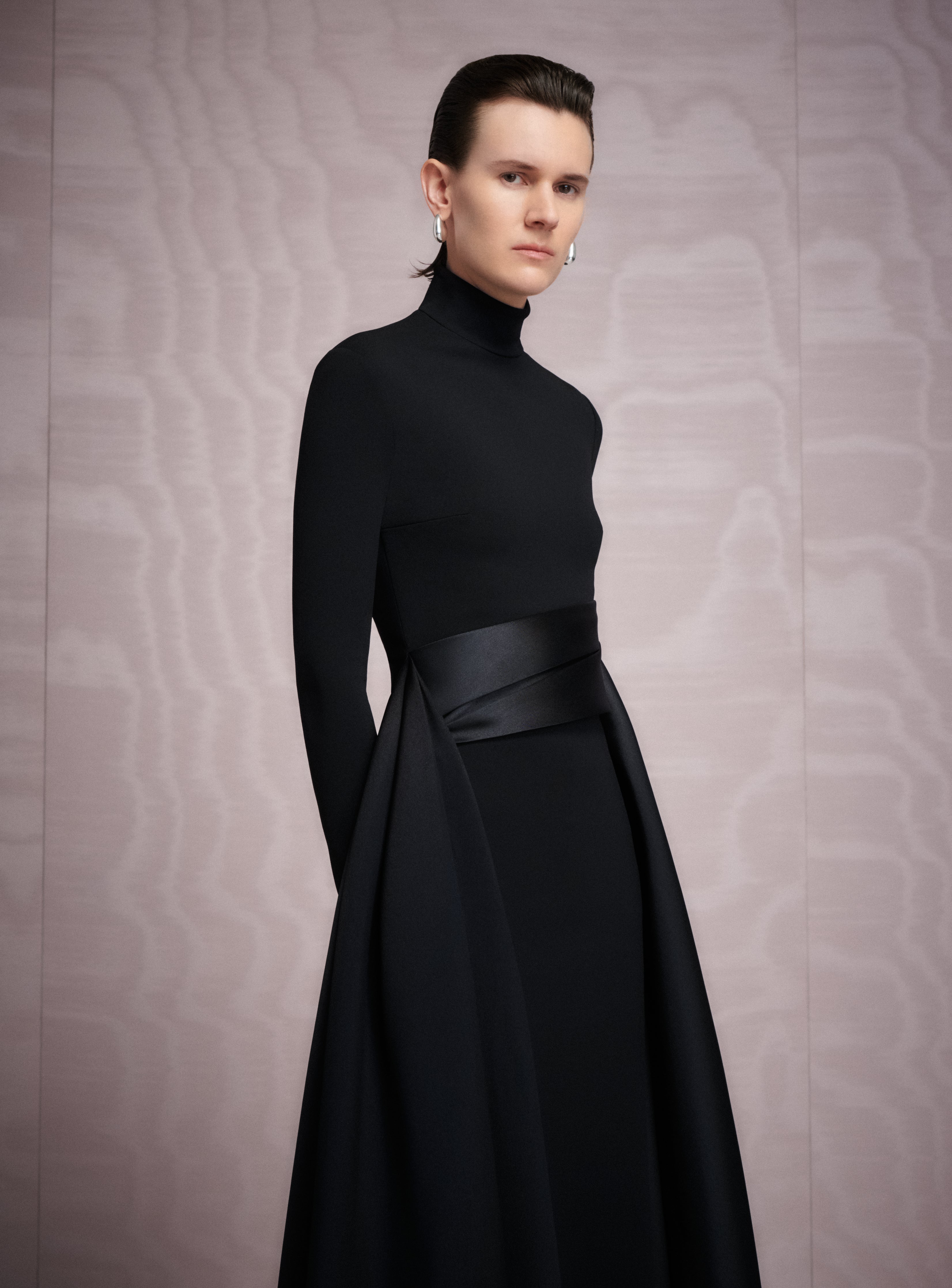 SOLACE LONDON Olivia sukienka wieczorowa czarna maxi