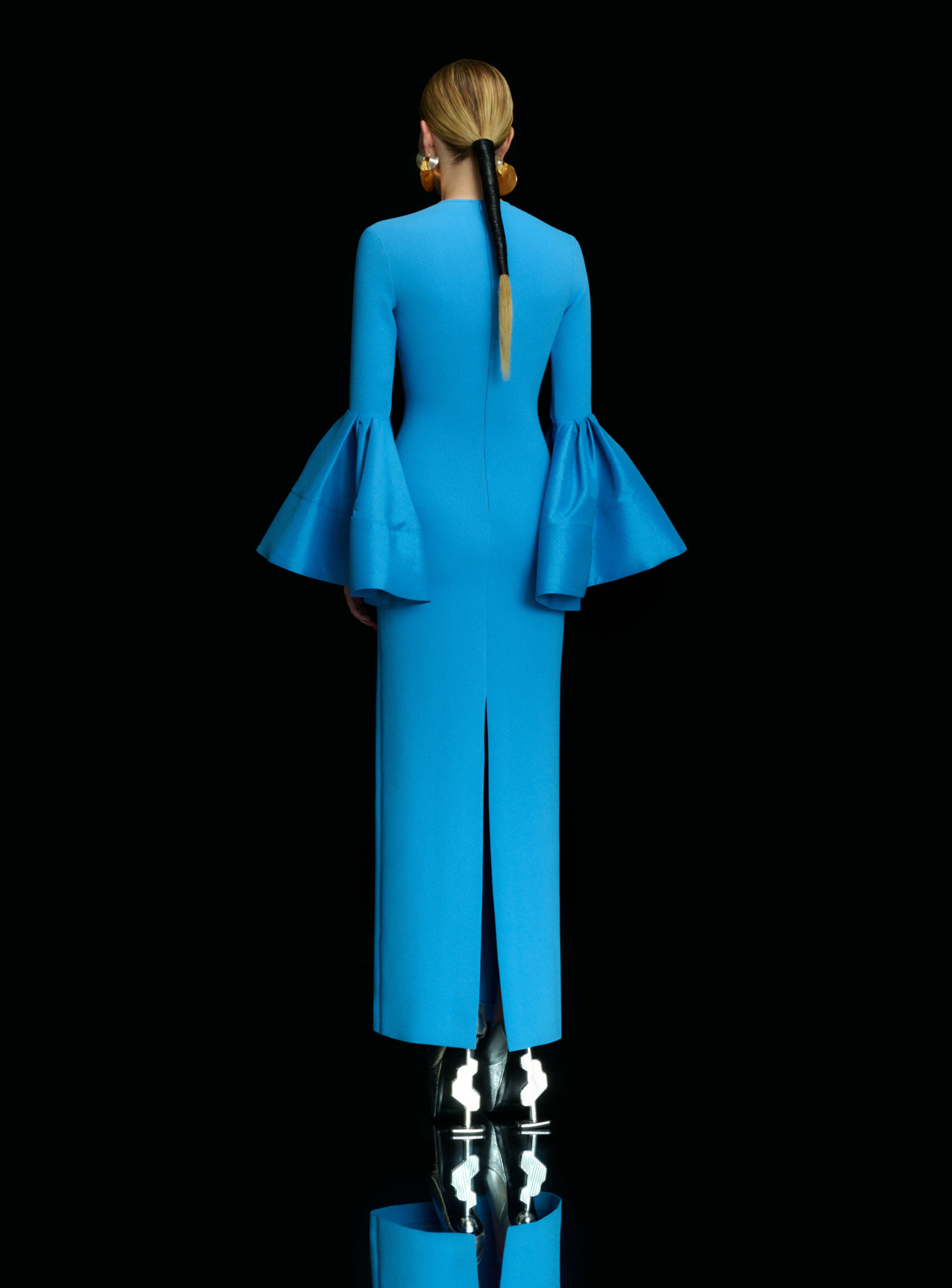 SOLACE LONDON Suri sukienka maxi Cornflower błękitna