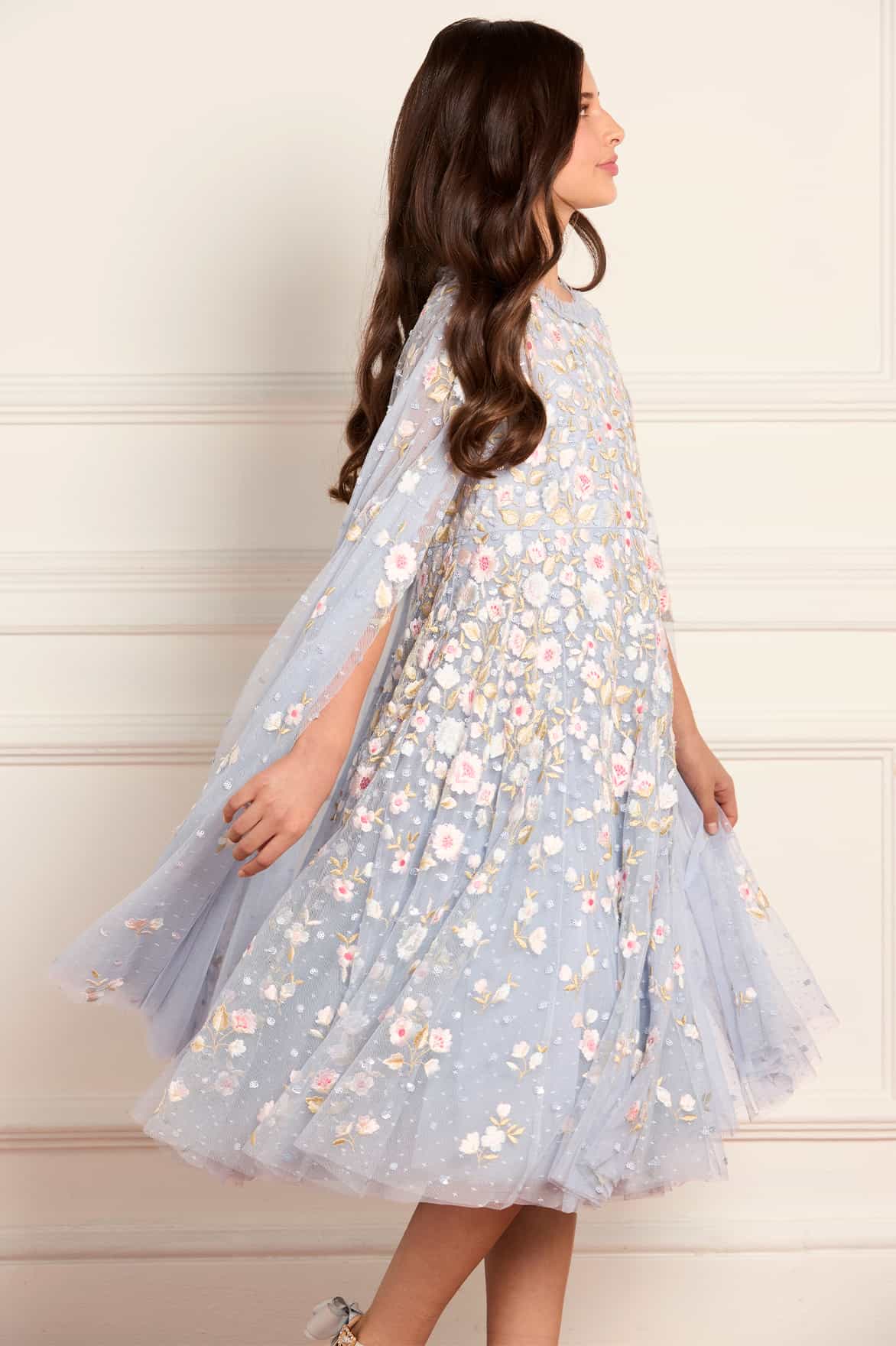 Needle & Thread Ethereal Blooms Cape Sukienka Blue haftowana