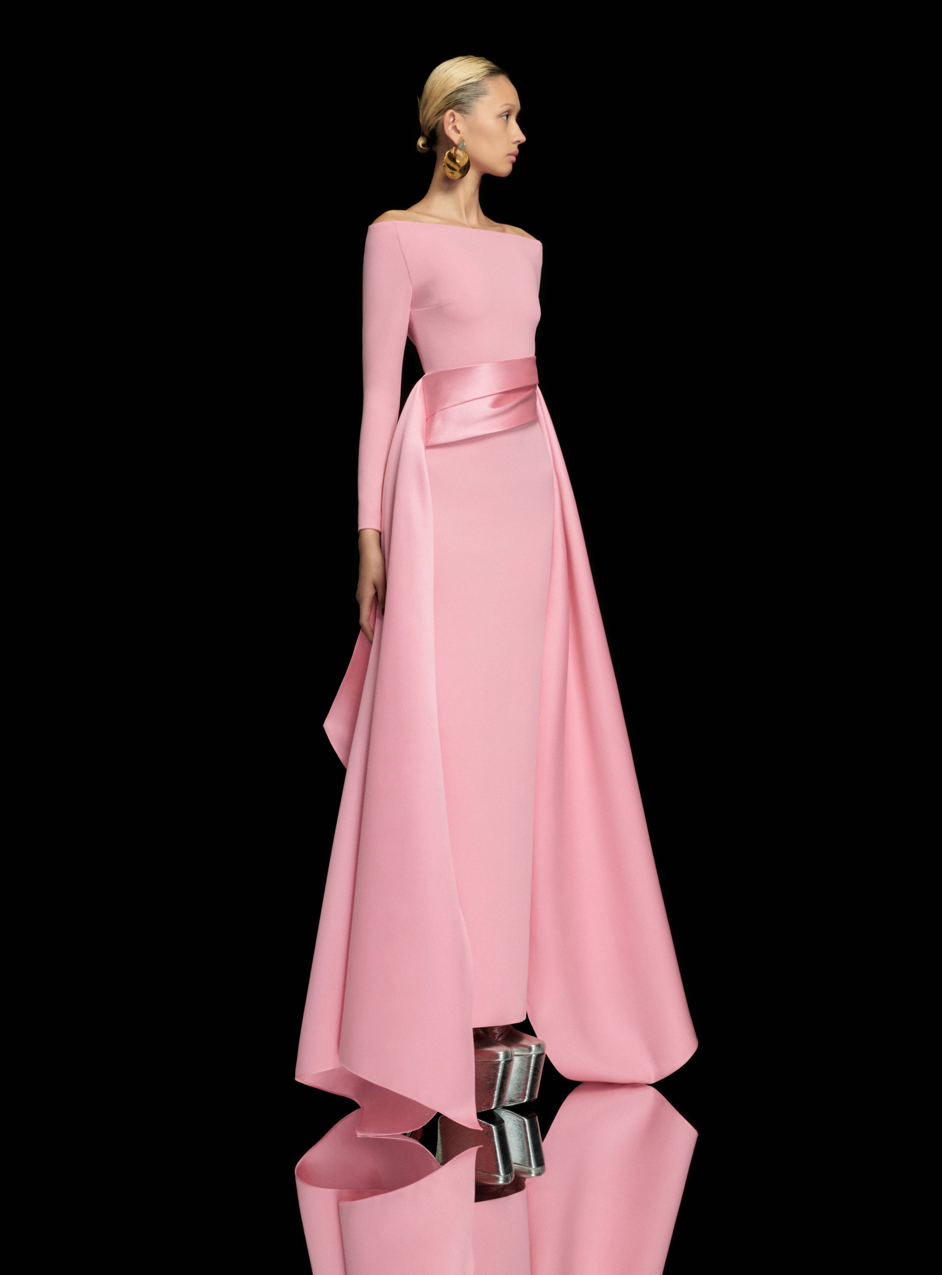Solace London The Irma Maxi sukienka jasnoróżowa długa