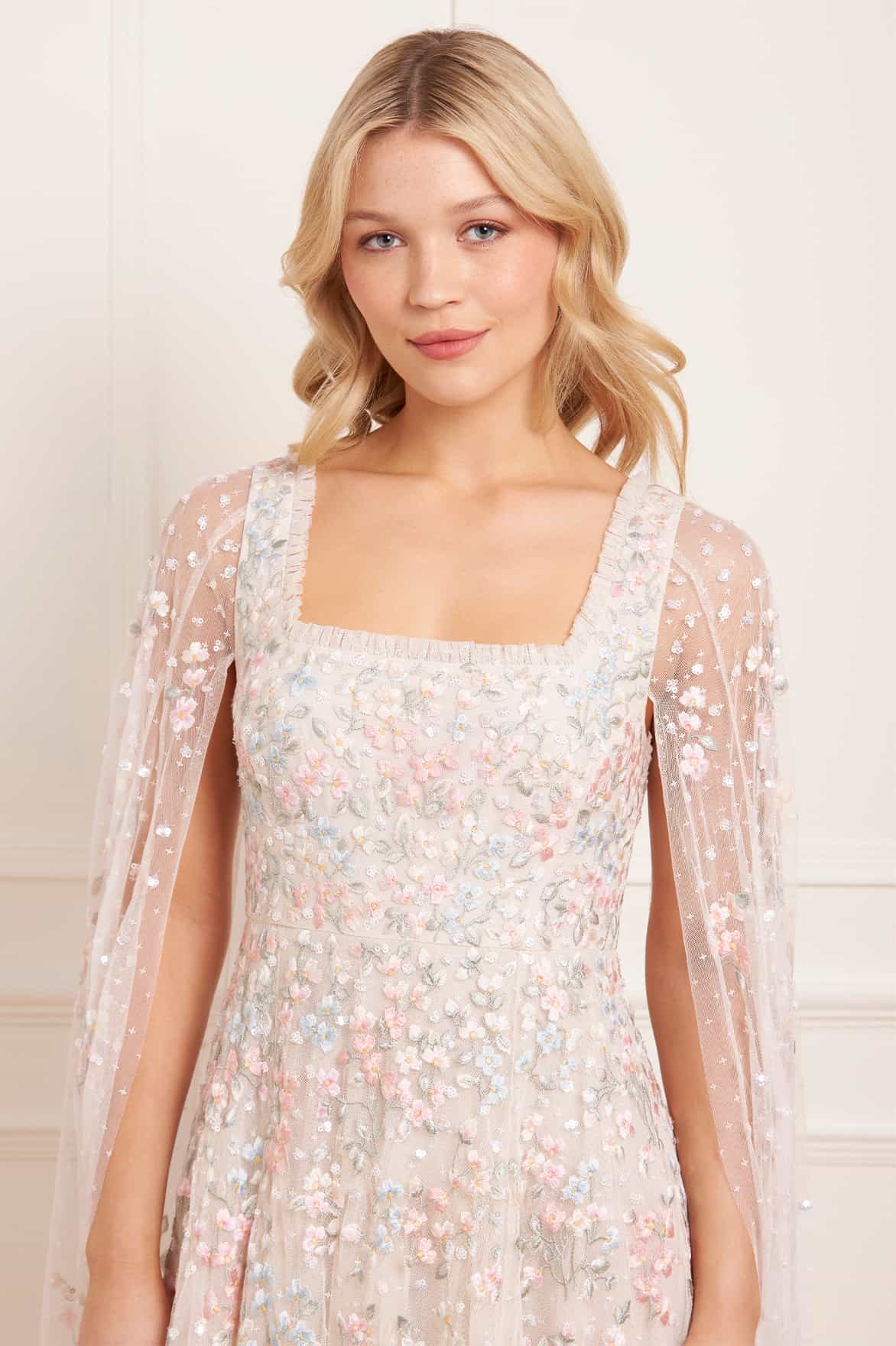 Needle & Thread Versailles Ditsy suknia kremowa do kostek