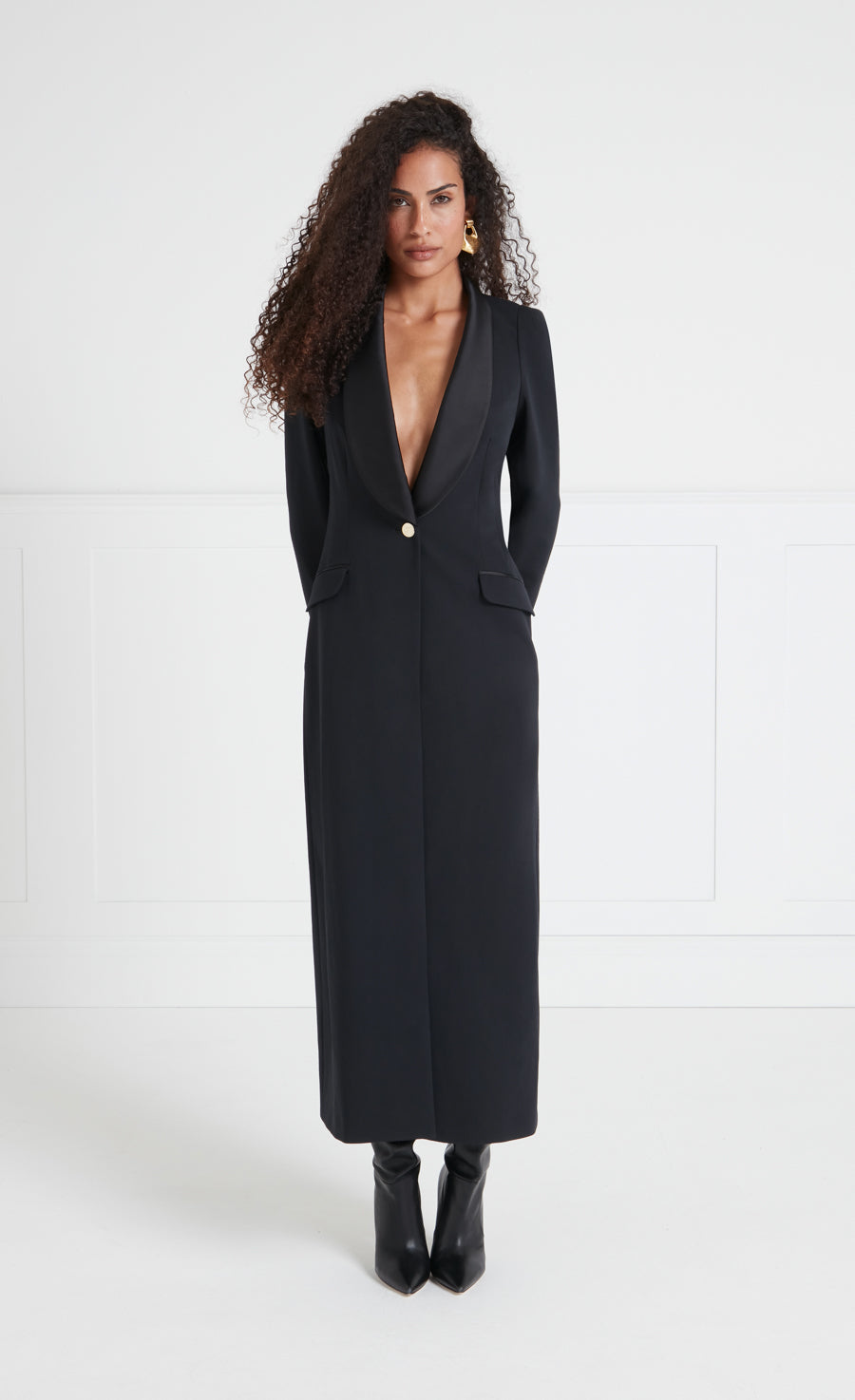 Temperley London Enzo płaszcz Black długi szalowy kołnierz