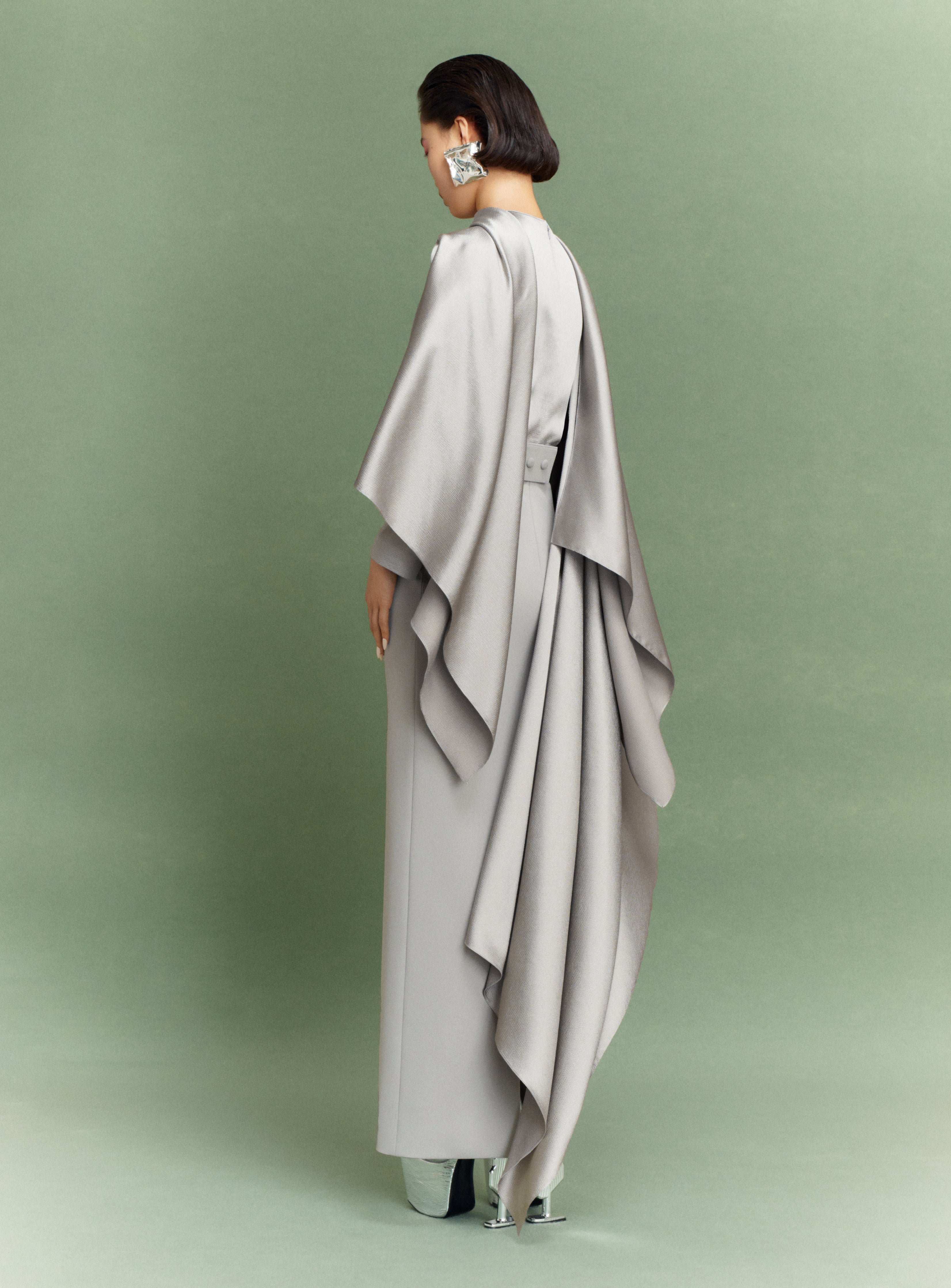 Solace London Rosalia sukienka maxi srebrna zabudowana