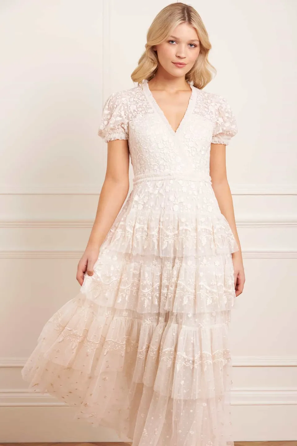 Needle & Thread Layered Lace Ankle Gown sukienka kremowa koronkowa
