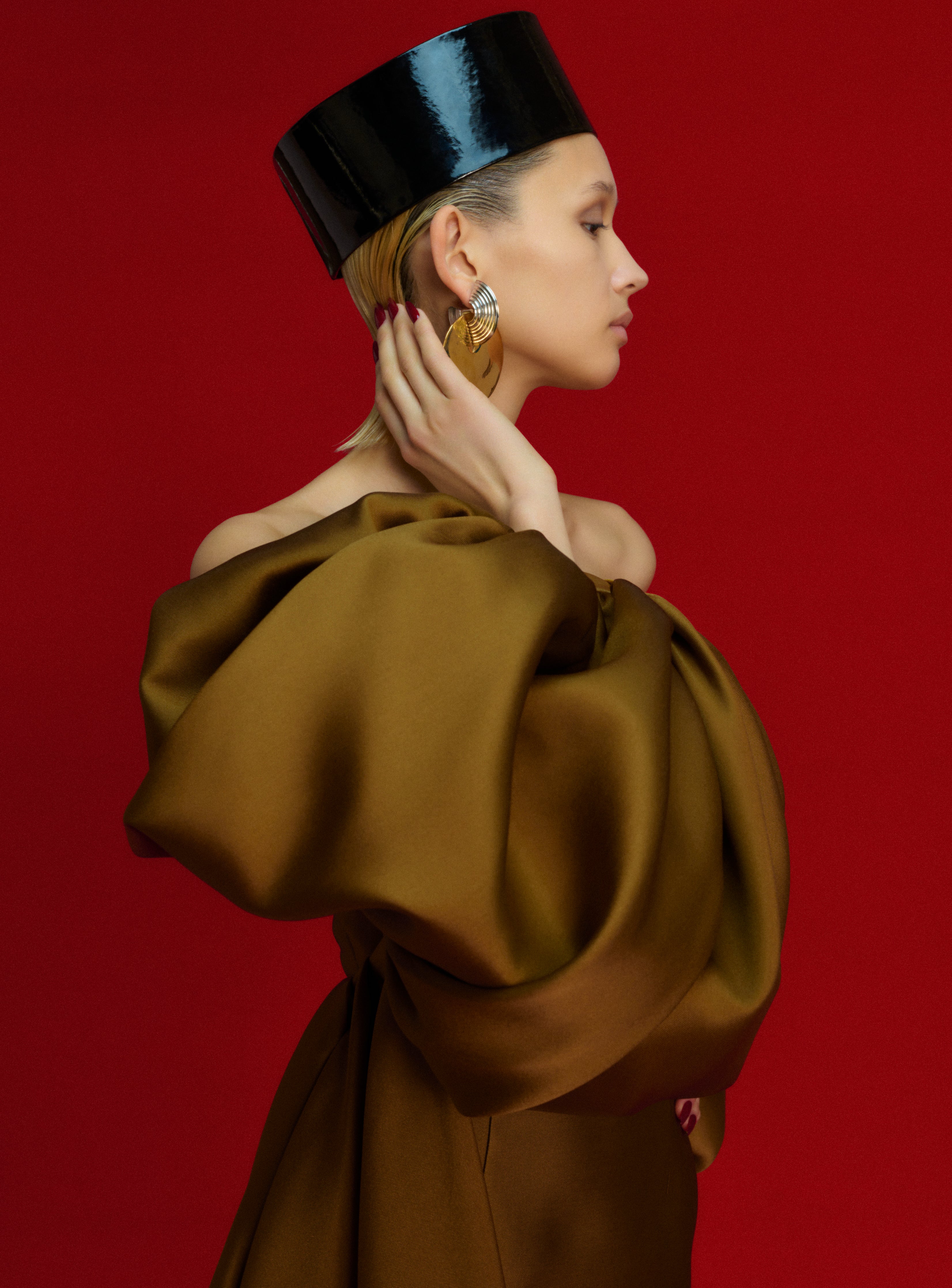 SOLACE LONDON Lea Maxi sukienka złota długa