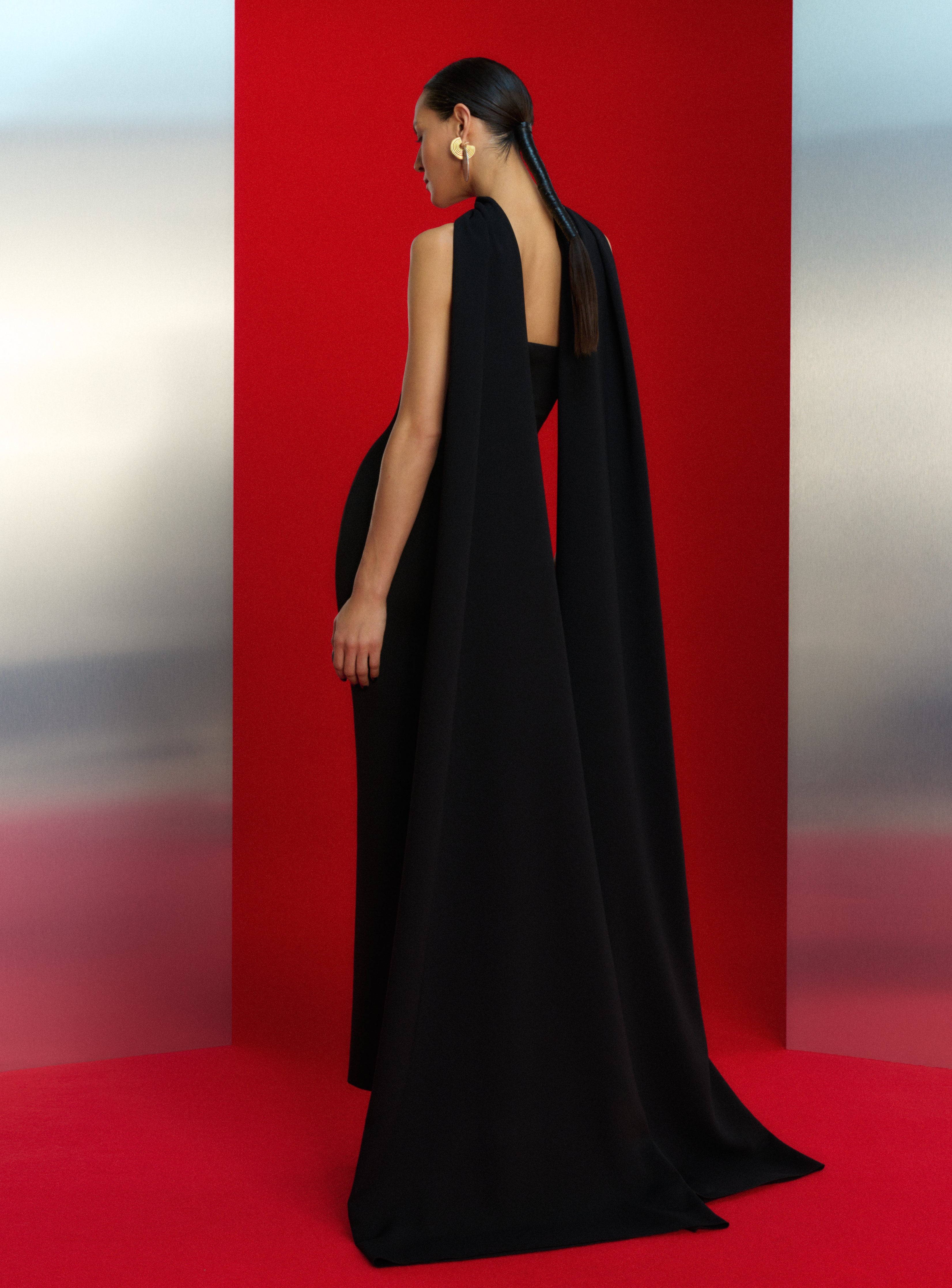 Solace London Ainhoa sukienka wieczorowa czarna maxi