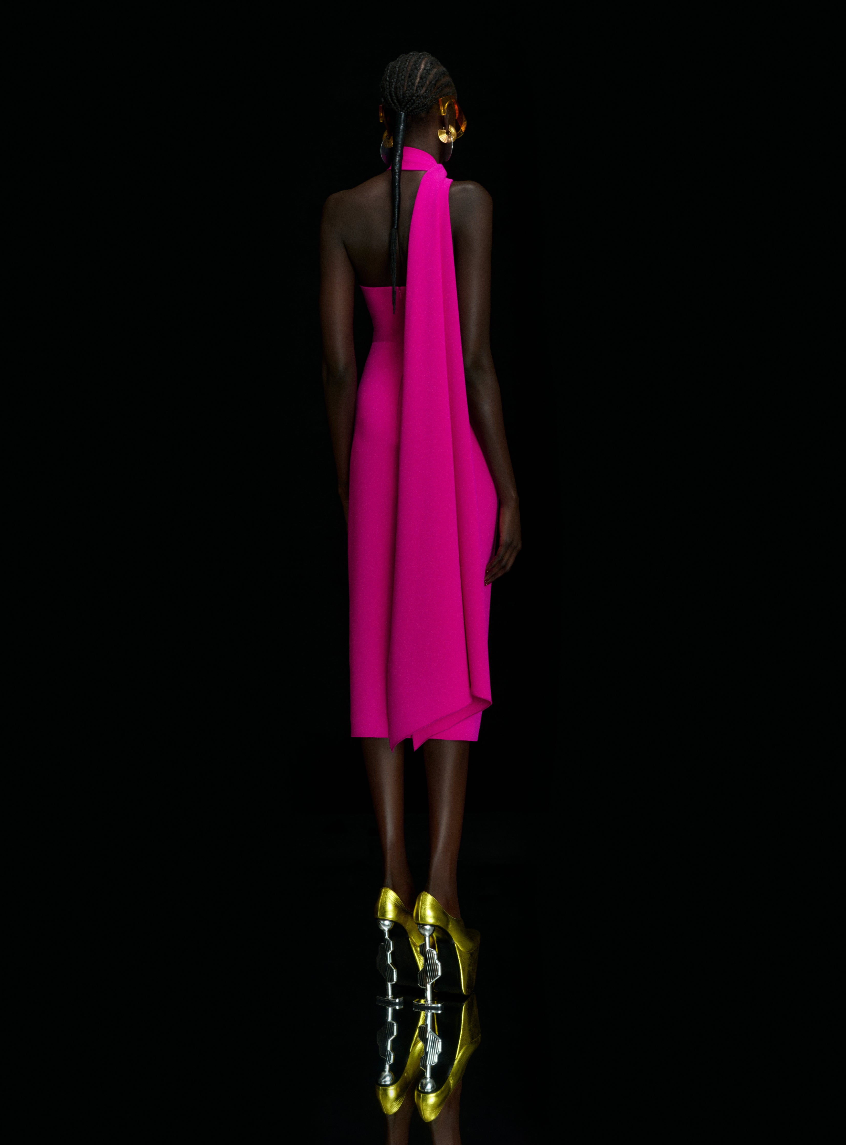 Solace London Samira sukienka koktajlowa magenta midi