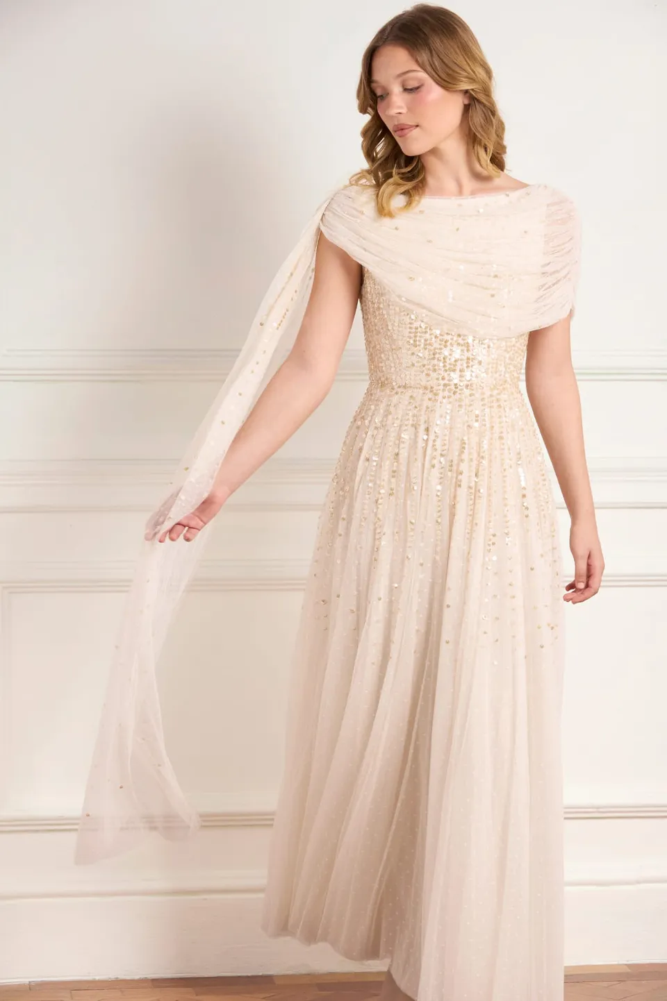 Needle & Thread Moonlight Sequin Draped Gown sukienka kremowa cekinowa