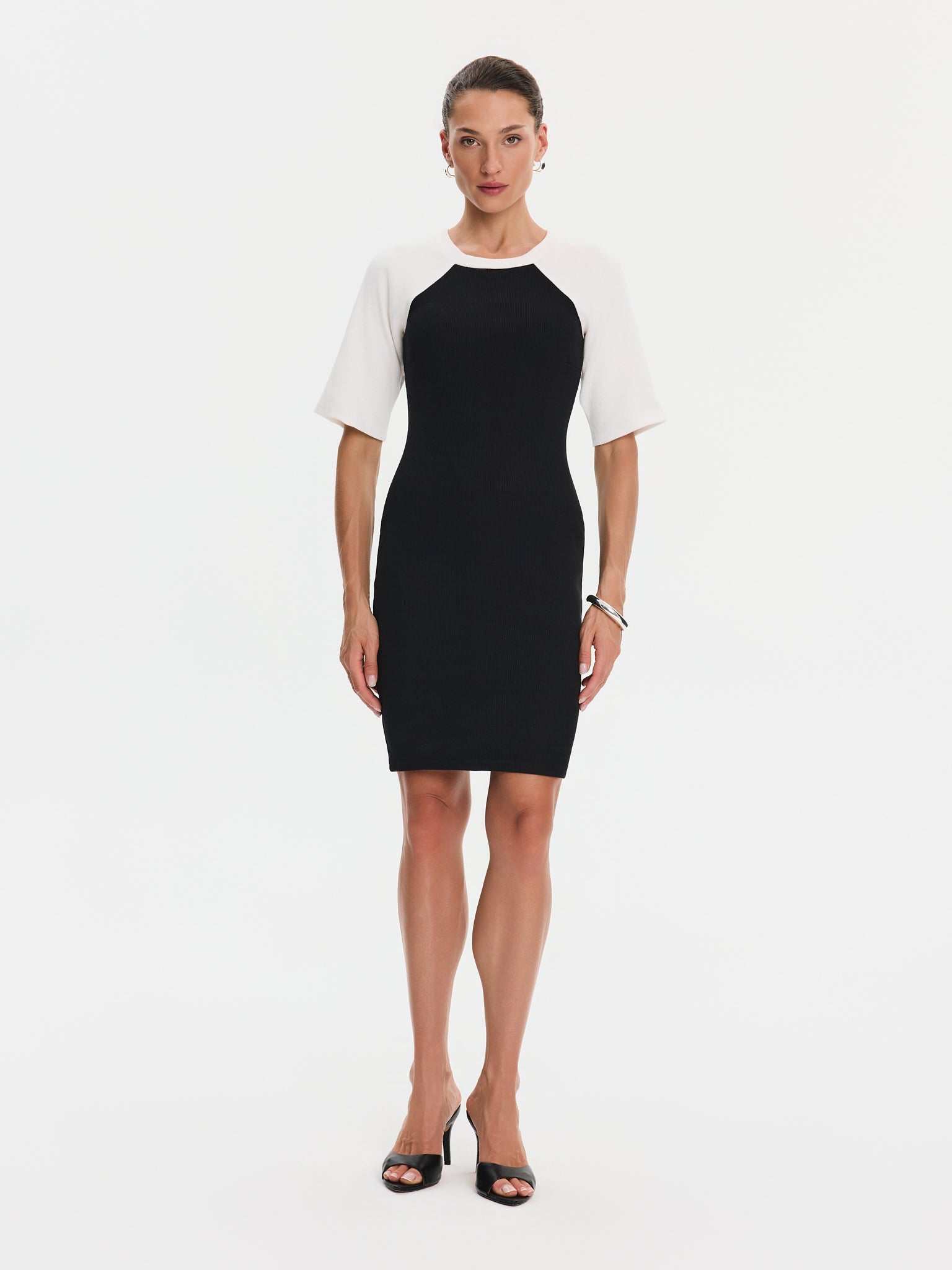 Nudyess Livia sukienka mini prążkowana black sportowa