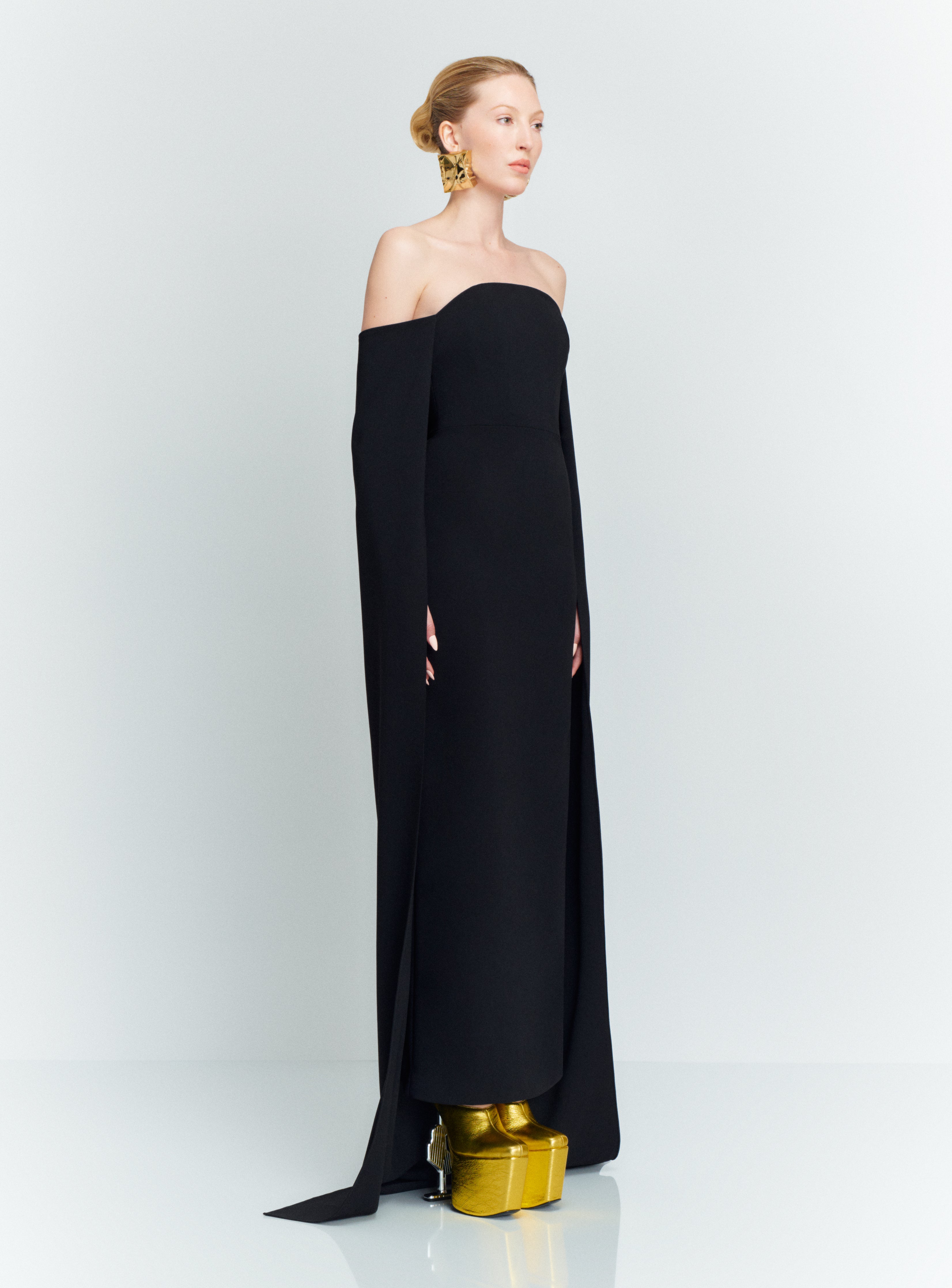 Solace London Fia sukienka maxi czarna bez ramiączek