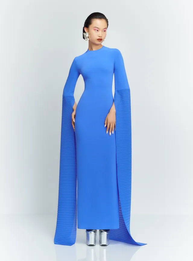Solace London Naomi sukienka maxi Iris Blue plisowana