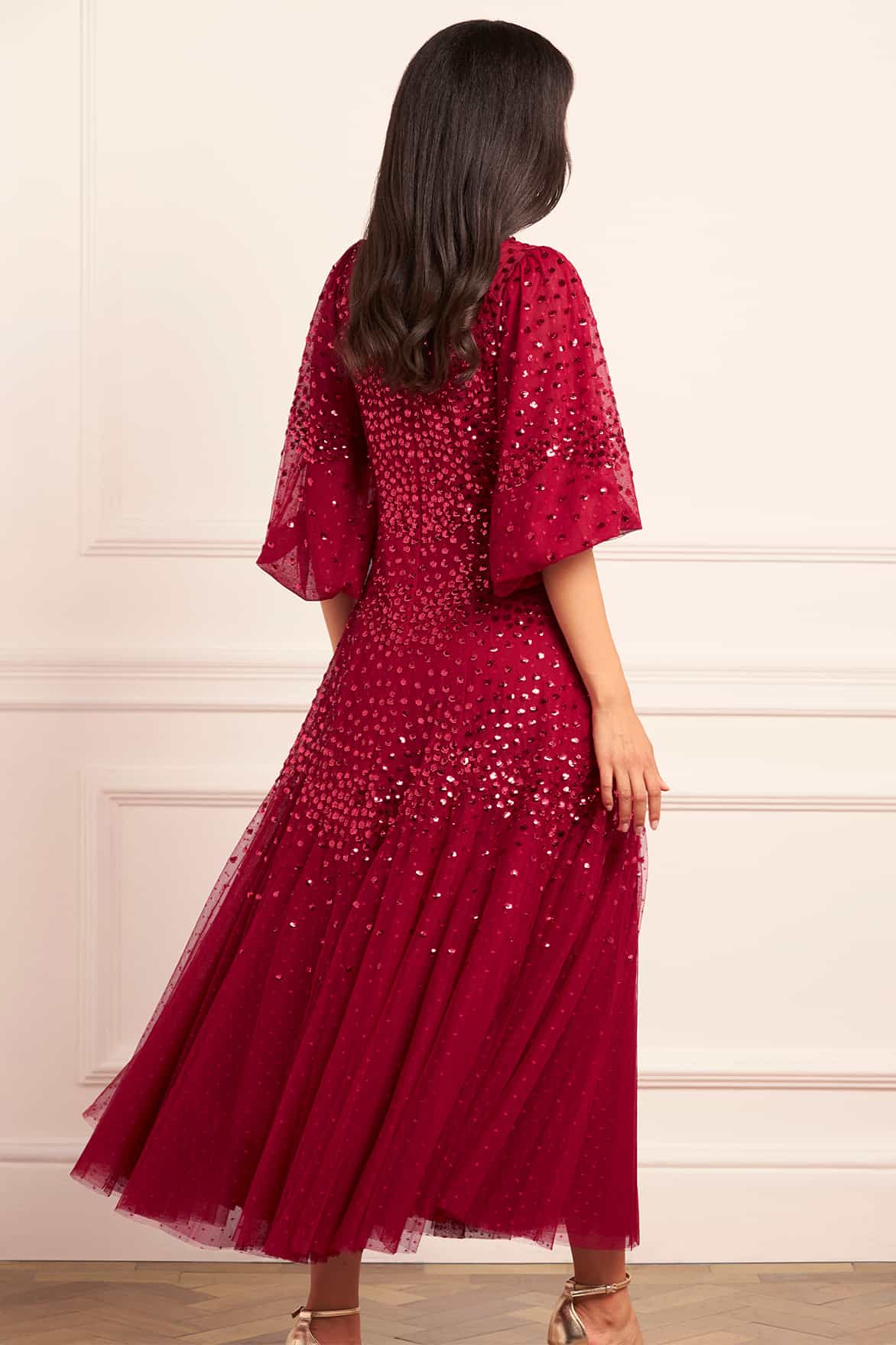 Needle & Thread Scallop Sequin suknia cekinowa czerwona