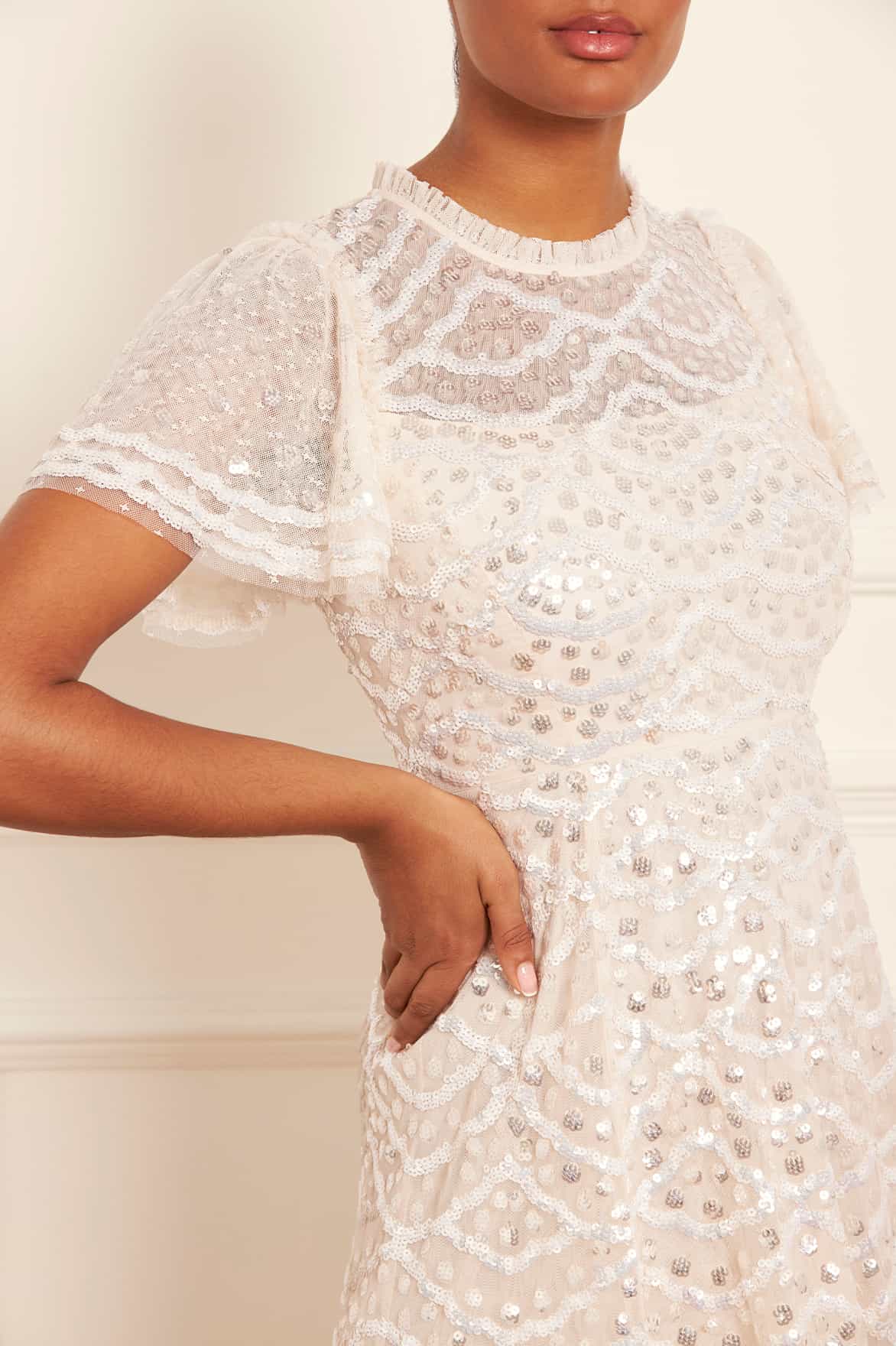 Needle & Thread Deco Dot Gloss Ankle Gown sukienka cream cekinowa