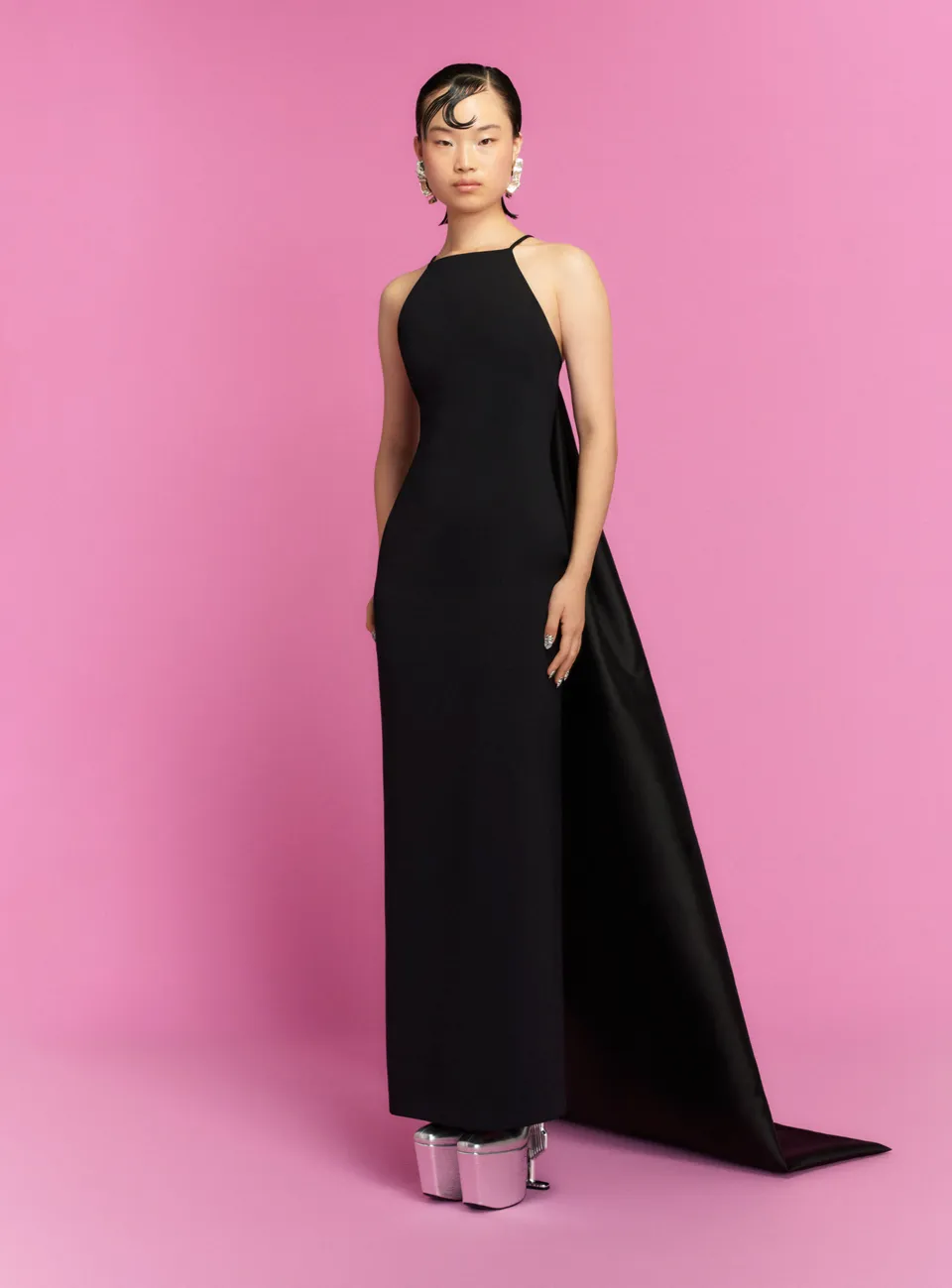 Solace London Ulla sukienka wieczorowa czarna maxi