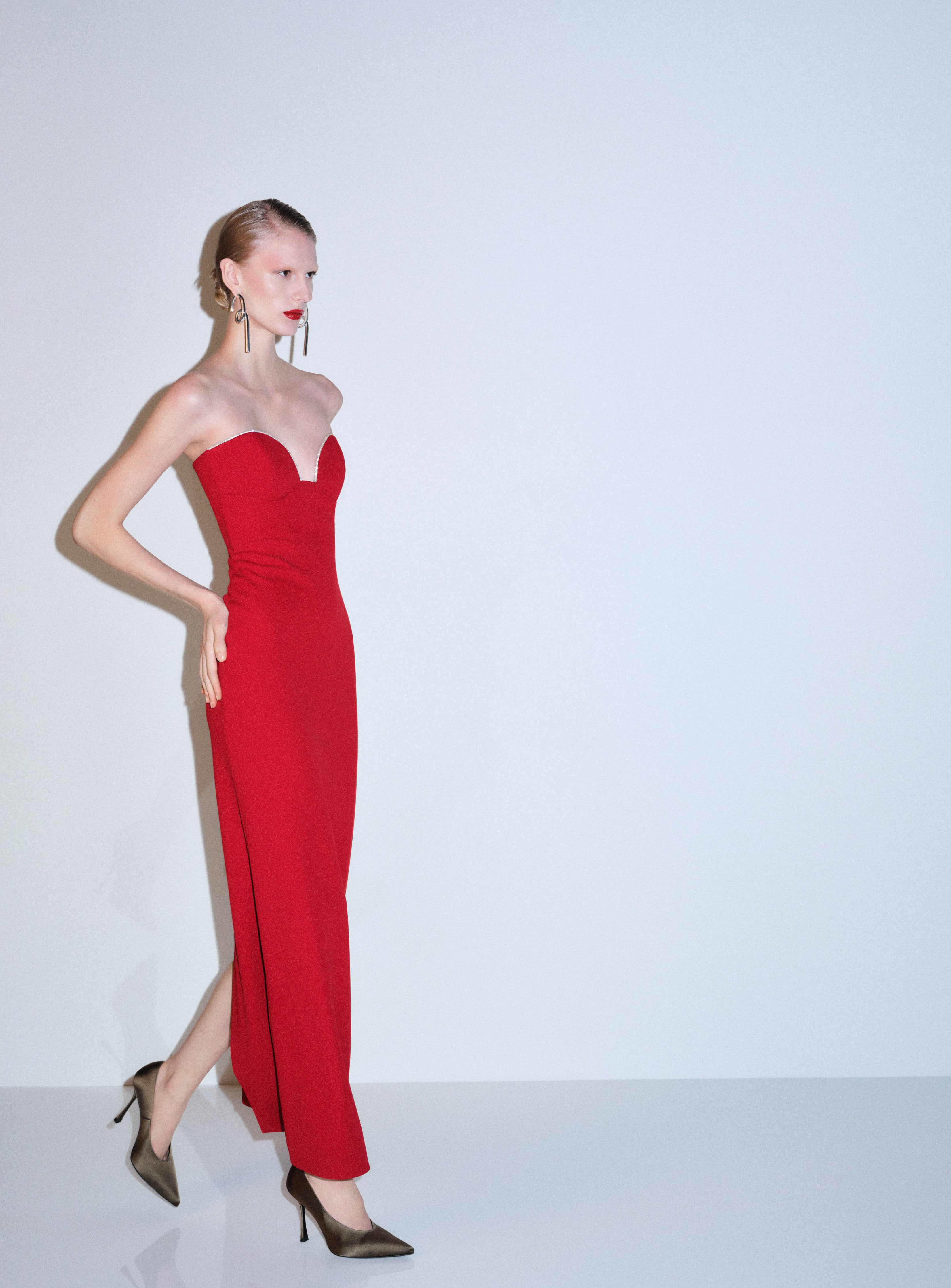Solace London Sommer Maxi sukienka rubinowa strapless