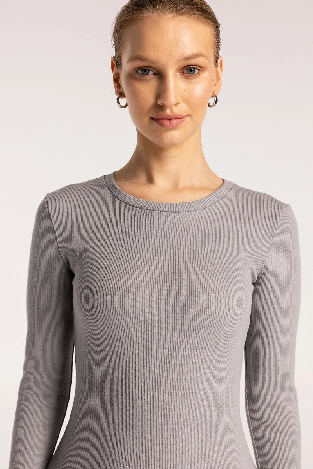 Nudyess Eos prążkowana sukienka midi gray