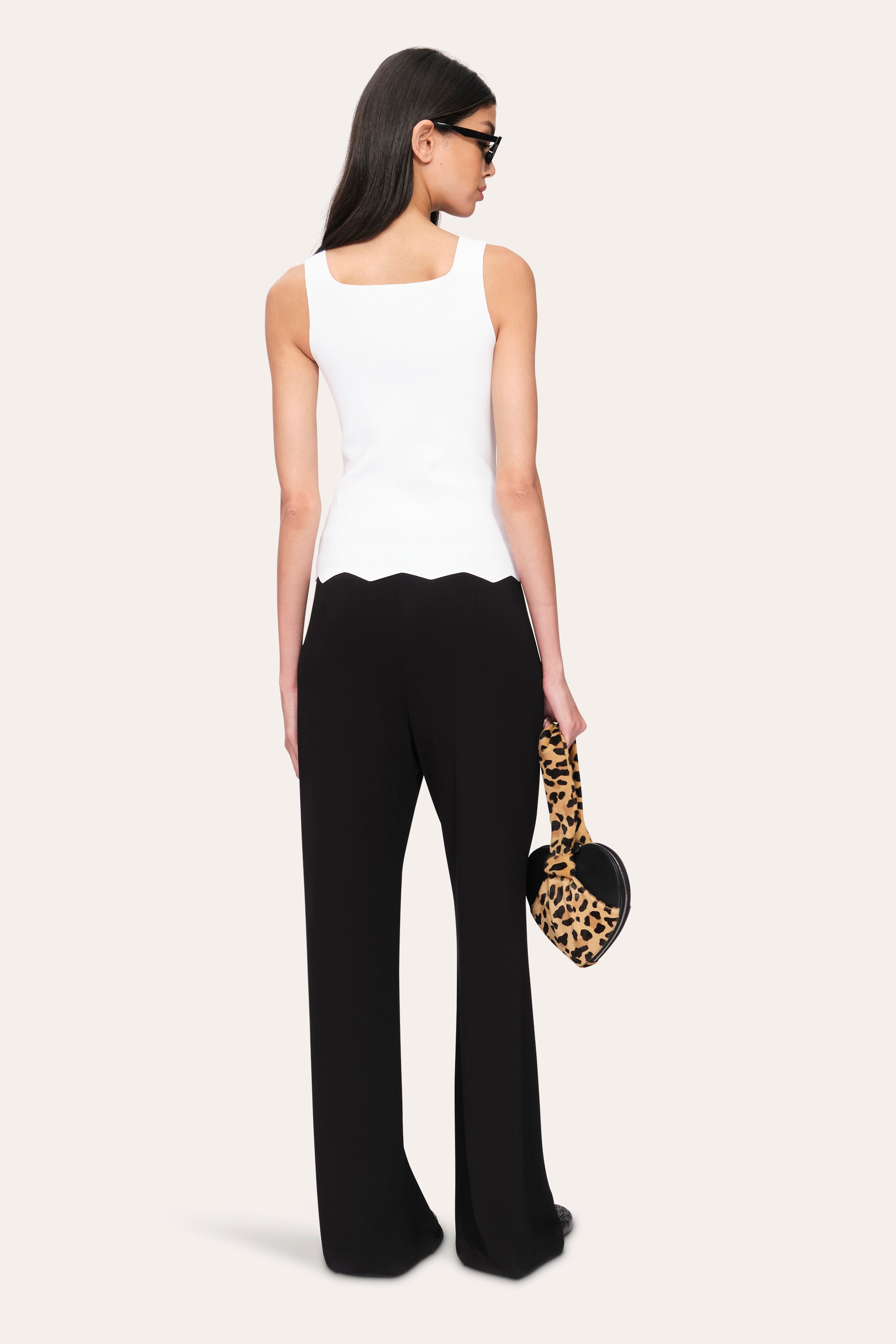 Elie Tahari Scallop Hem top dzianinowy Pearl