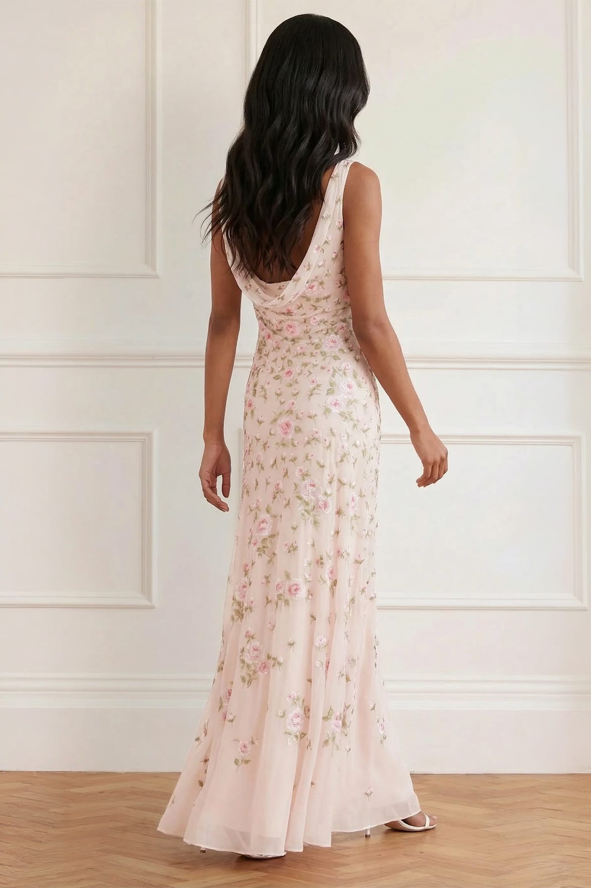 Needle & Thread Rose Bloom Georgette suknia Pink haftowana