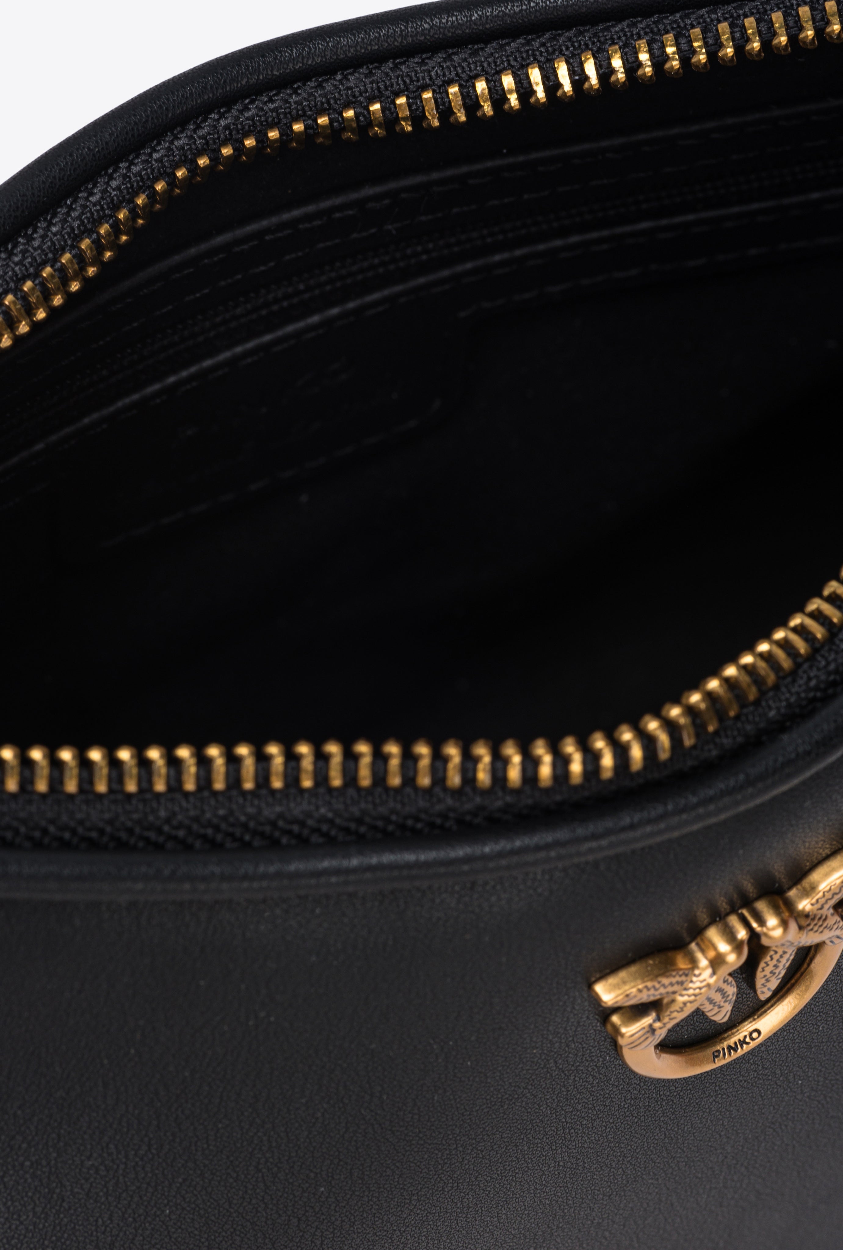 Pinko Mini Love Bag Half Moon torebka skórzana czarna